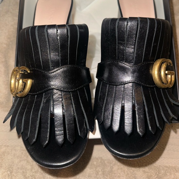 Gucci Sandals - Picture 1 of 11